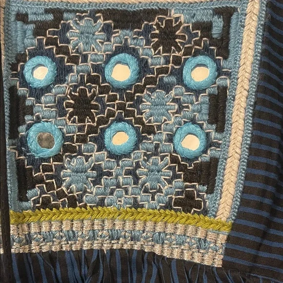 Free People Navy Embroidered Tunic with Balloon Sleeves, Size Medium, EUC - Picture 6 of 8